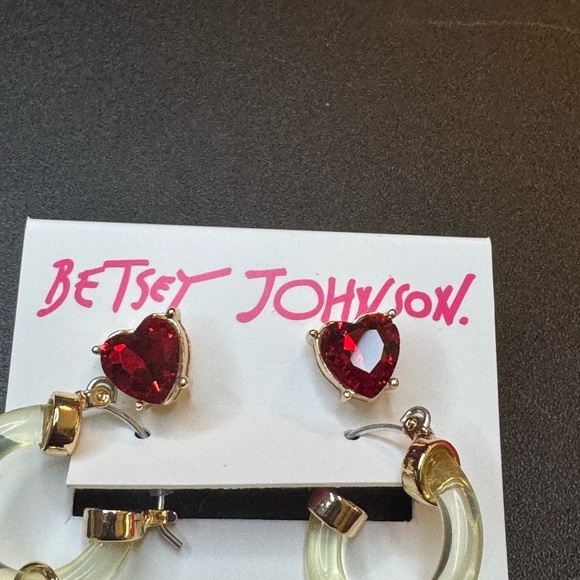 Betsey Johnson Mismatched Earrings with Avocado and Chili Pepper - Picture 5 of 5